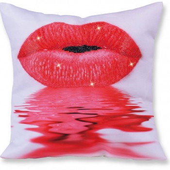 DD16.004 - Diamond Dotz Pillow Hot Lips